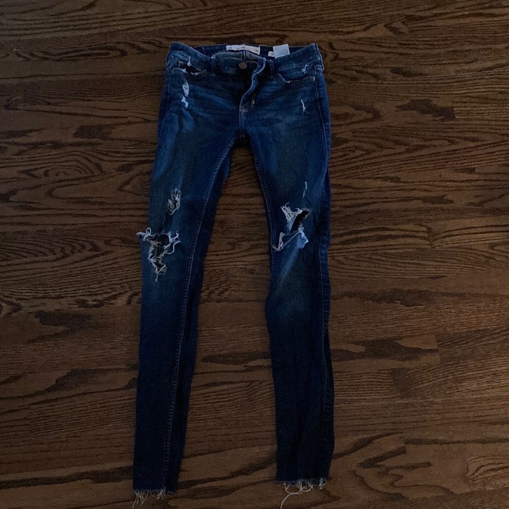 Hollister low rise super skinny jeans